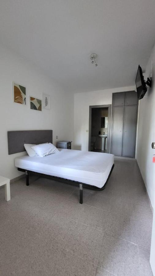 Hostal San Martín de Montalbán מראה חיצוני תמונה