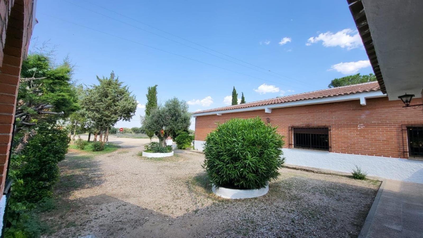 Hostal San Martín de Montalbán מראה חיצוני תמונה