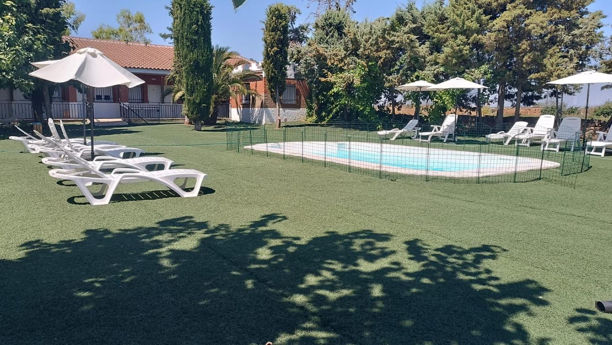 Hostal San Martín de Montalbán מראה חיצוני תמונה